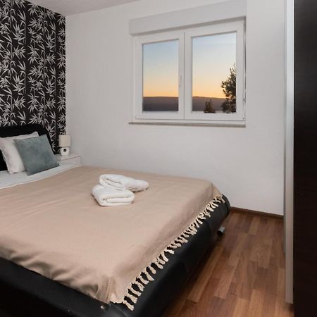 Sunny Hill Apartments With Rooftop Pool Celina Esterno foto