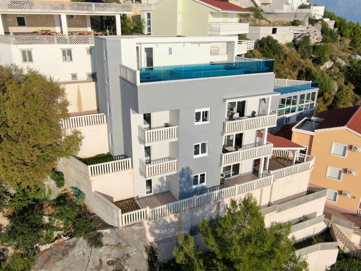 Sunny Hill Apartments With Rooftop Pool Celina Esterno foto