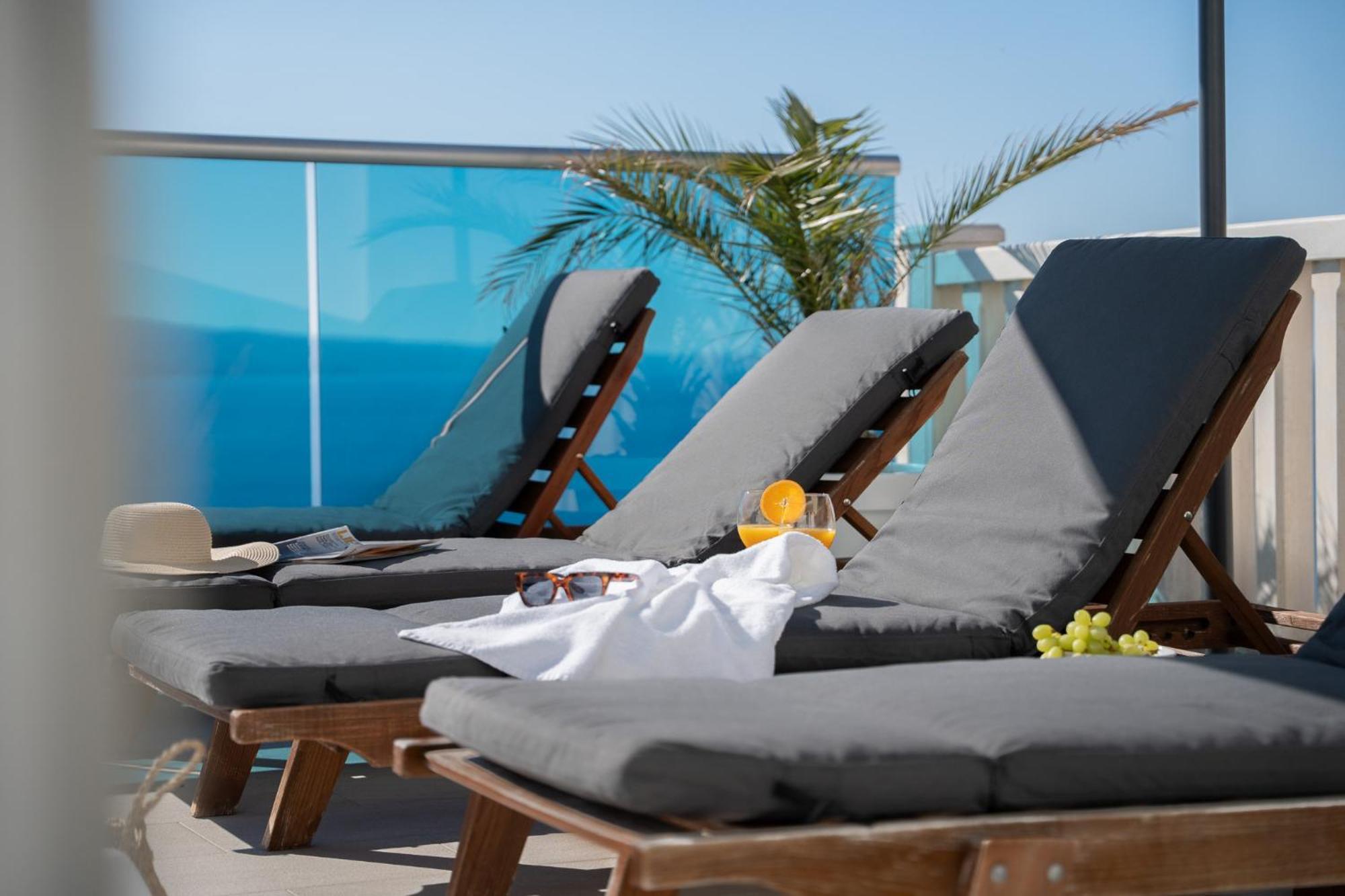 Sunny Hill Apartments With Rooftop Pool Celina Esterno foto