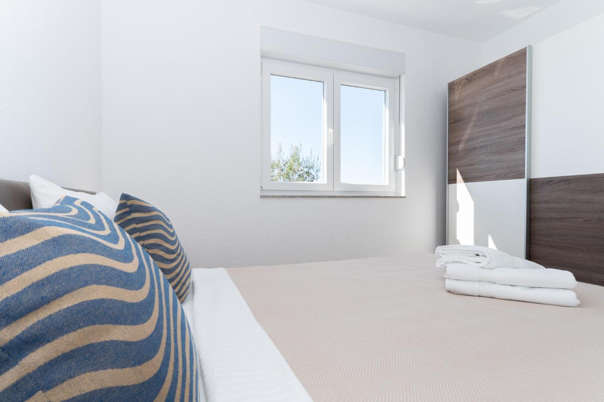 Sunny Hill Apartments With Rooftop Pool Celina Esterno foto